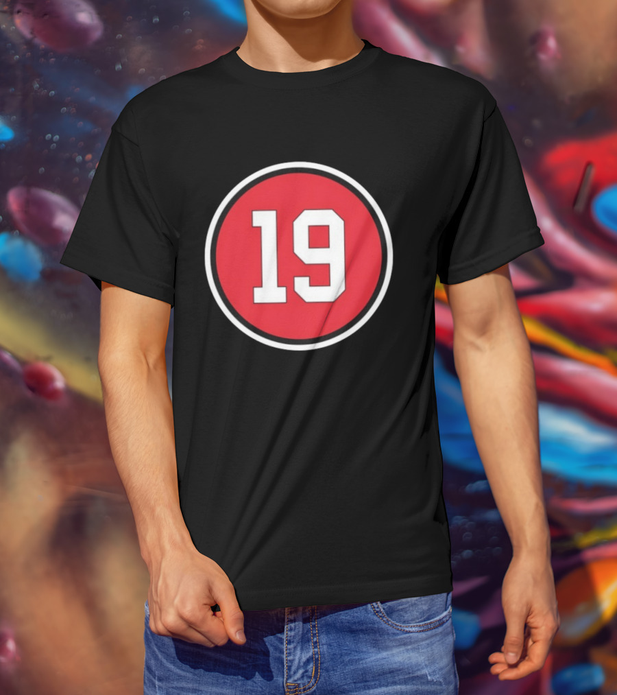 Chicago Blackhawks Jonathan Toews 19 Retirement Commemorative T-Shirt