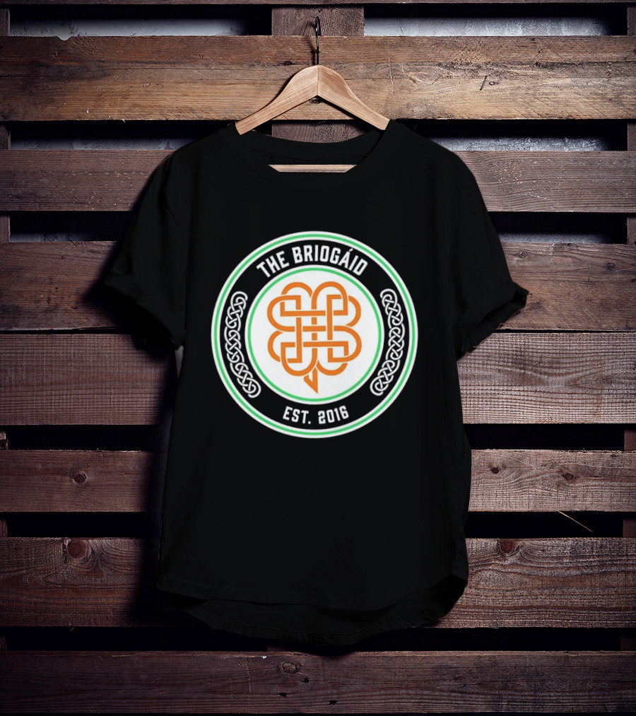The Briogaid Est. 2016 Celtic Seal Knotwork T-Shirt
