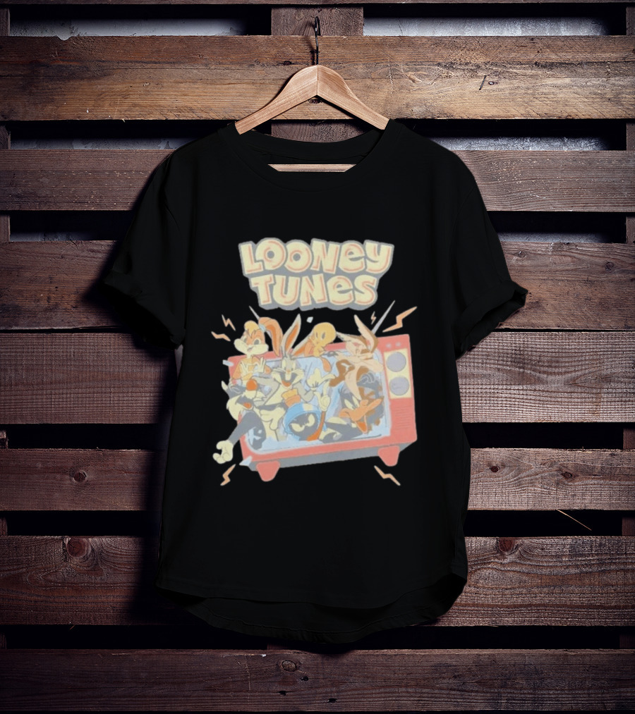 Wbs Shop Looney Tunes Characters In A Retro TV Display T-Shirt