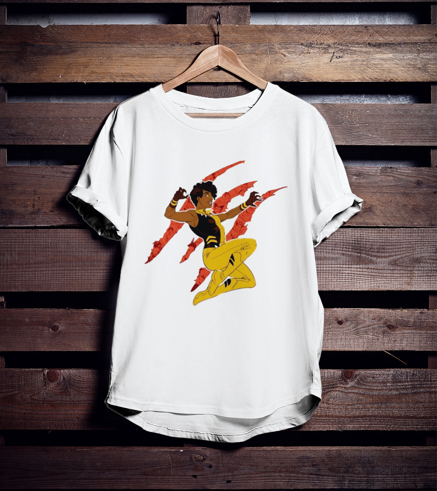 Superhero Vixen DC Comics Heroic Action Scratches T-Shirt