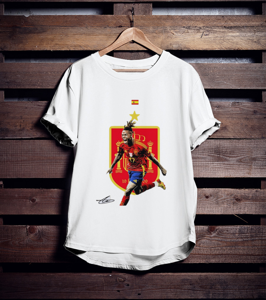 Nico Williams España Número 19 Escudo De La Selección Española Flag T-Shirt