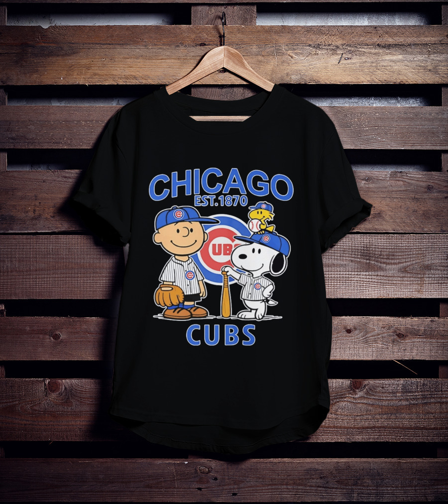 Peanuts Characters Snoopy Woodstock Charlie Brown Chicago Cubs Est 1870 T-Shirt