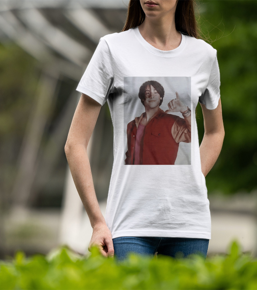 Keanu Reeves Hang Loose 90s Vintage Style Nostalgia Iconic Gesture T-Shirt