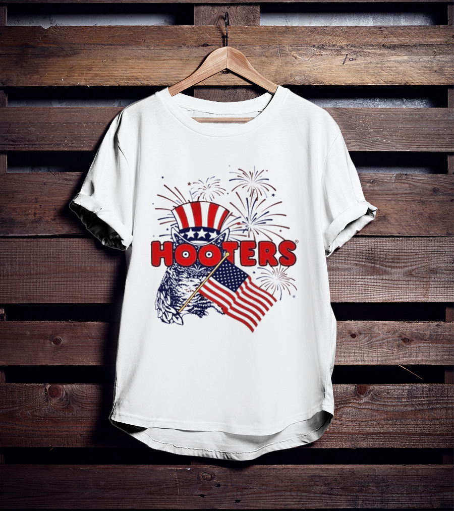 Hooters America Patriotic Owl Fireworks USA UPF 50+ T-Shirt