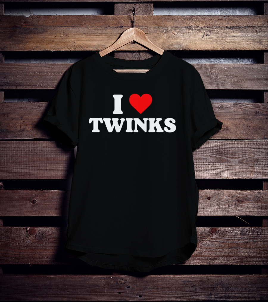I Love Twinks Heart Symbol LGBTQ Pride Gay Interest T-Shirt