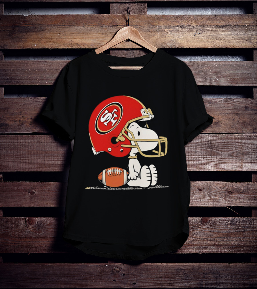 Snoopy San Francisco 49ers Football Helmet Peanuts NFL Collaboration T-Shirt