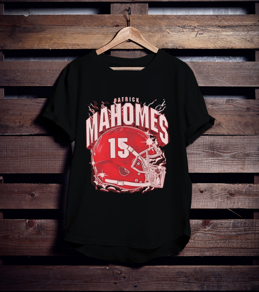 Patrick Mahomes 15 Helmet Kansas City Chiefs Explosion T-Shirt