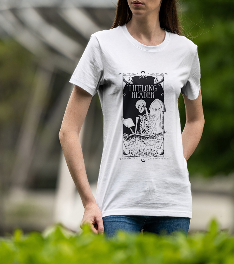 Lifelong Reader Skeleton With Book And Tombstone Retro Gothic T-Shirt