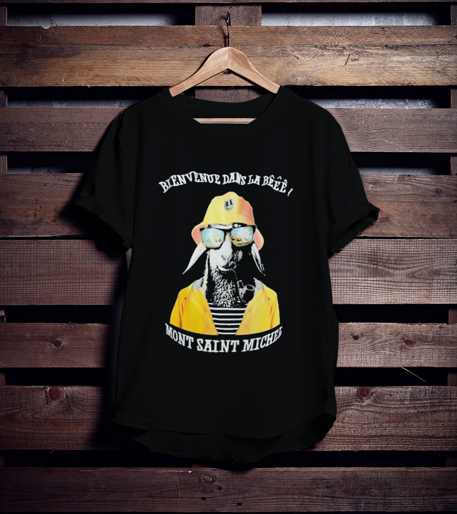 Bienvenue Dans La Beee Mont Saint Miche Vintage Sailor T-Shirt