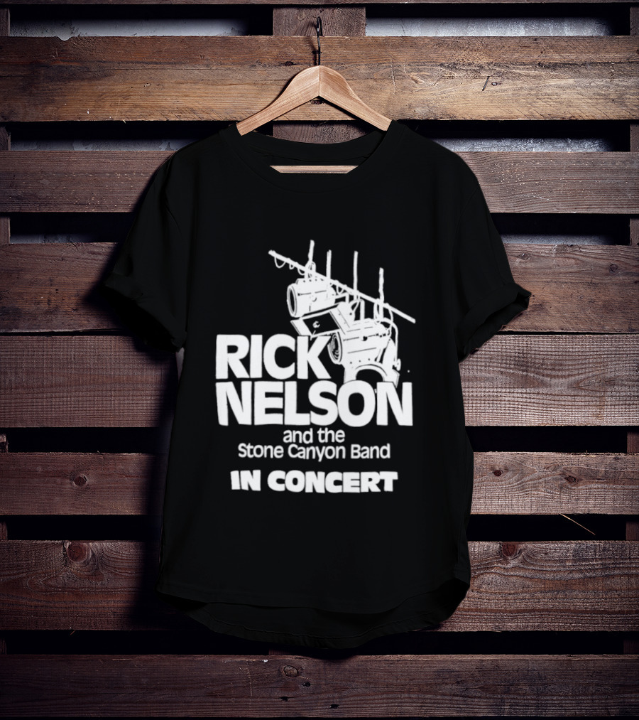Rick Nelson And The Stone Canyon Band In Concert Trắng Trên Nền đen Dàn đèn Sân Khấu T-Shirt