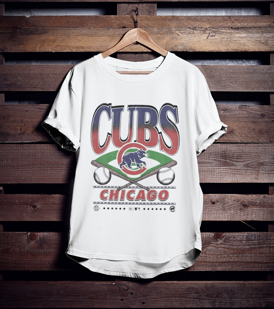 Chicago Cubs Baseball MLB Vintage Logo Crossed Bats T-Shirt