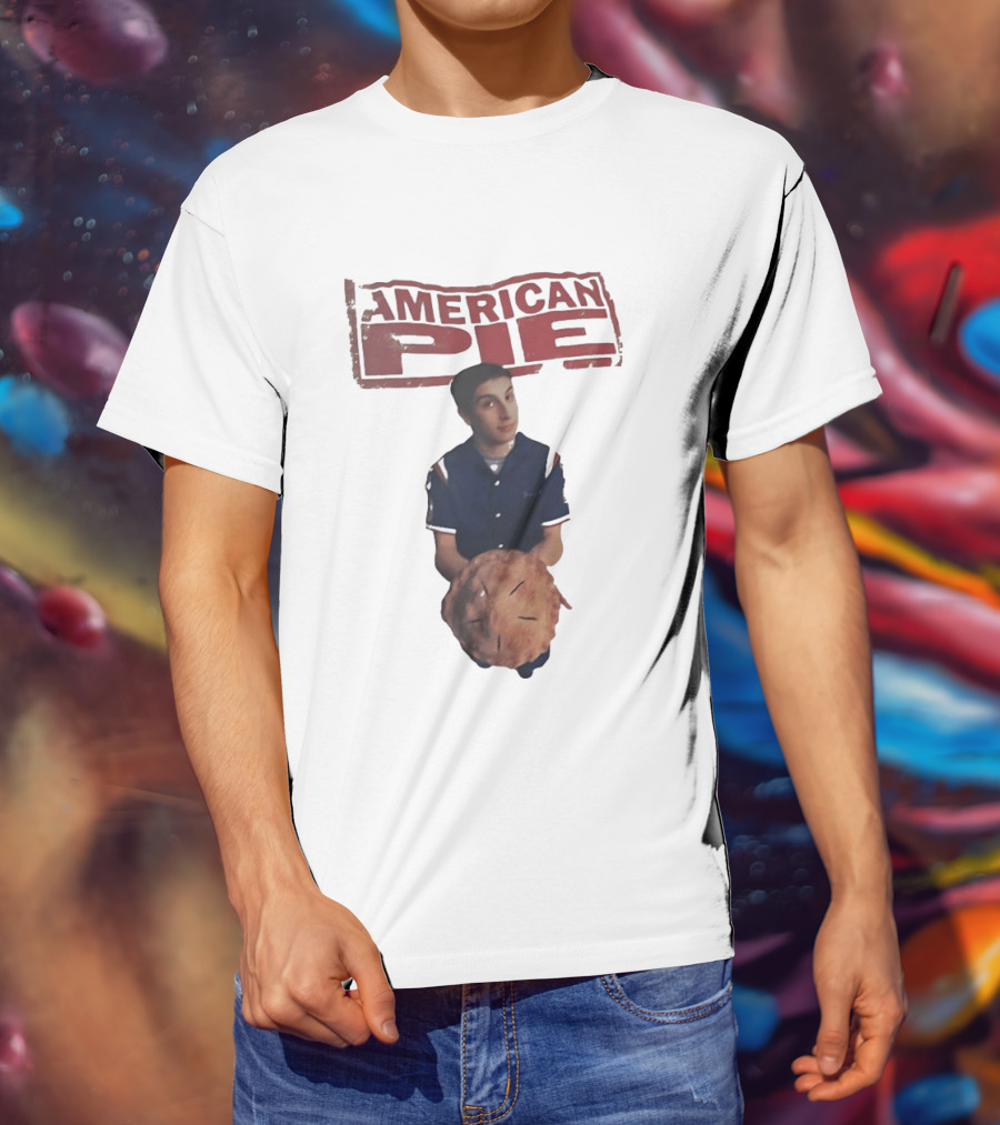 Jason Biggs As Jim Levenstein Holding Pie American Pie Movie T-Shirt