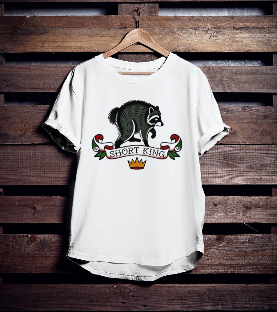 Short King Raccoon Traditional Tattoo T-Shirt