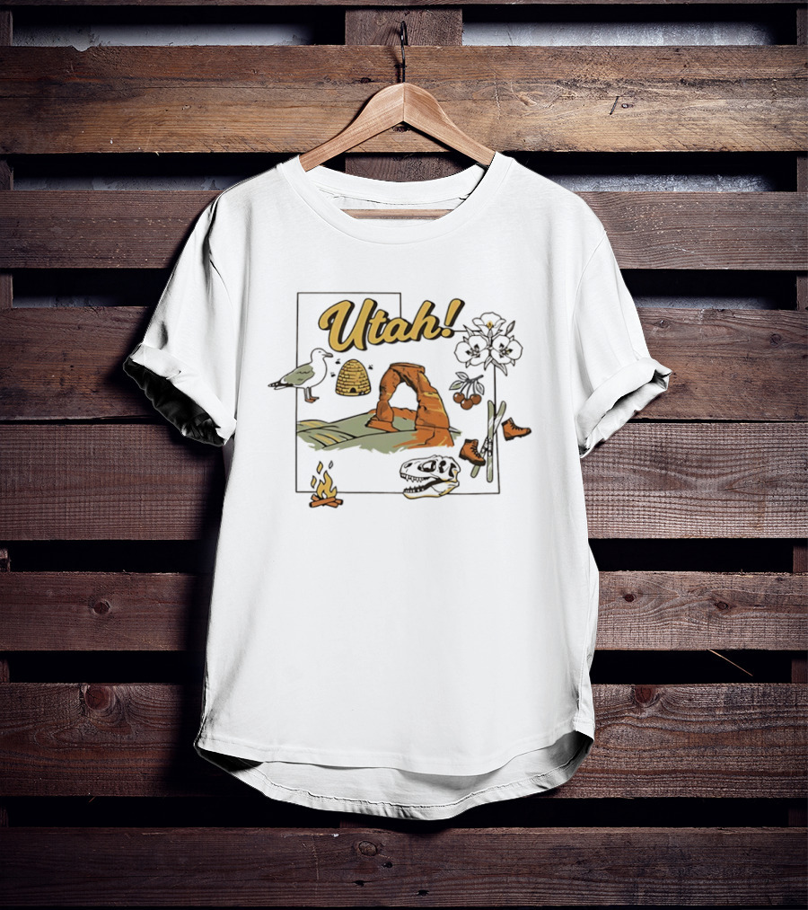 Utah State Collage Delicate Arch Beehive Nature T-Shirt