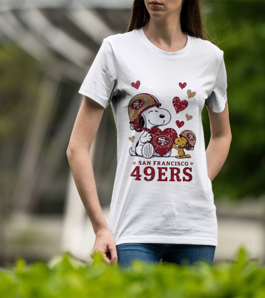 San Francisco 49ers Peanuts Snoopy Love Hearts T-Shirt