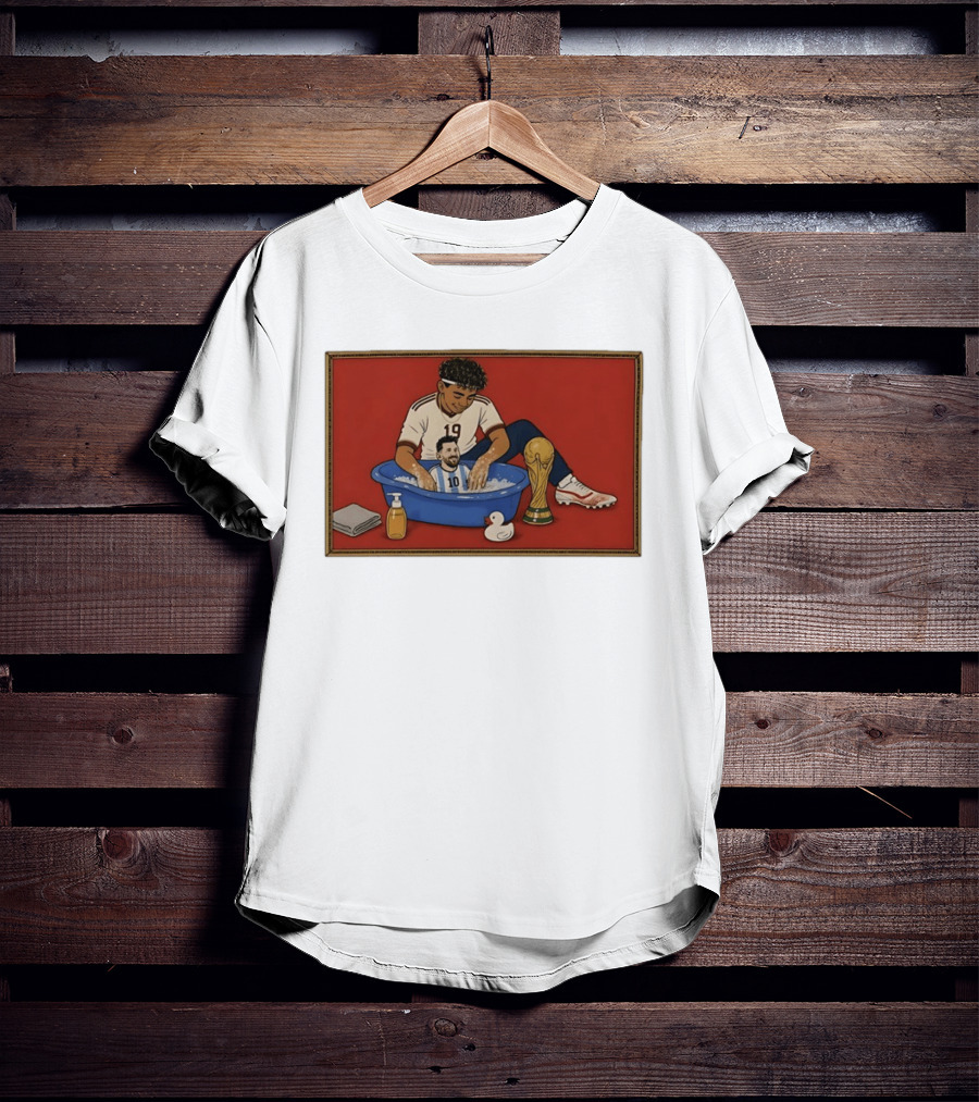 Yamal 19 Bathing Messi In Bathtub With World Cup Trophy T-Shirt