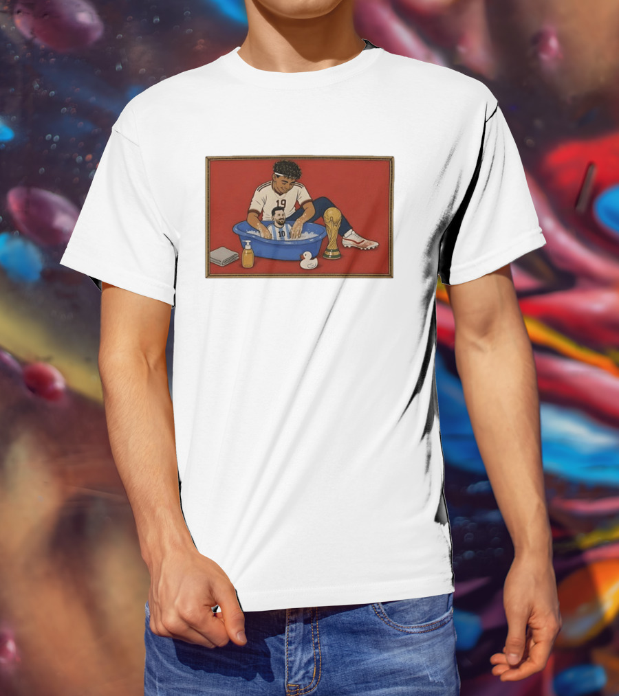Yamal 19 Bathing Messi In Bathtub With World Cup Trophy T-Shirt