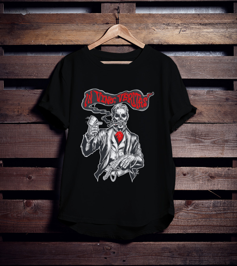 Skeleton Doc Holliday In Vino Veritas Smoking Gun Wine Cup T-Shirt