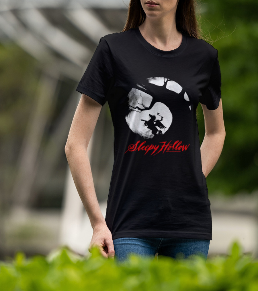 Sleepy Hollow Red Lettering Crescent Moon T-Shirt