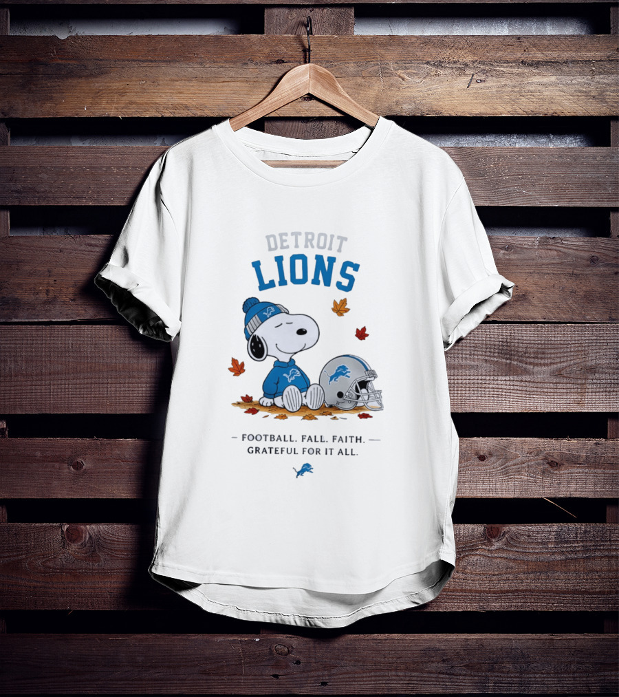 Detroit Lions Snoopy Football Fall Faith Grateful For It All Leaves Helmet T-Shirt