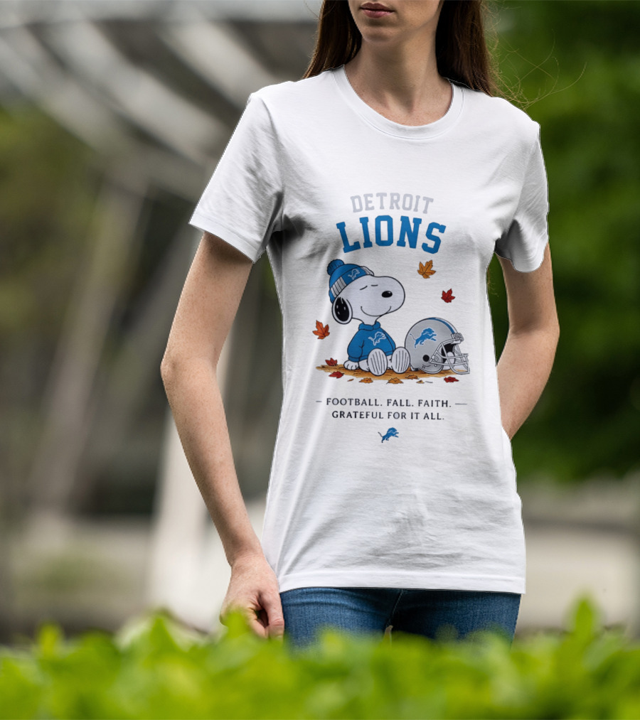 Detroit Lions Snoopy Football Fall Faith Grateful For It All Leaves Helmet T-Shirt
