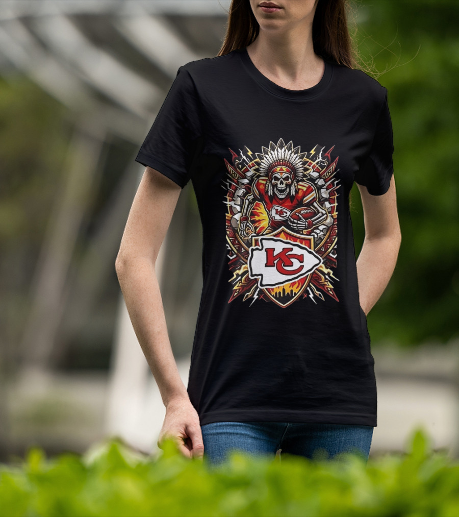 Kansas City Chiefs Runs In My Blood Skeleton Warrior And Football Team T-Shirt