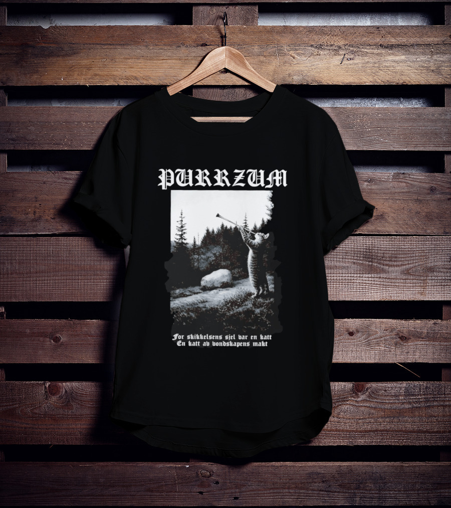 Purrzum Cat Black Metal Burzum For Skikkelsens Sjel Var En Katt En Katt Av Ondskapens Makt T-Shirt