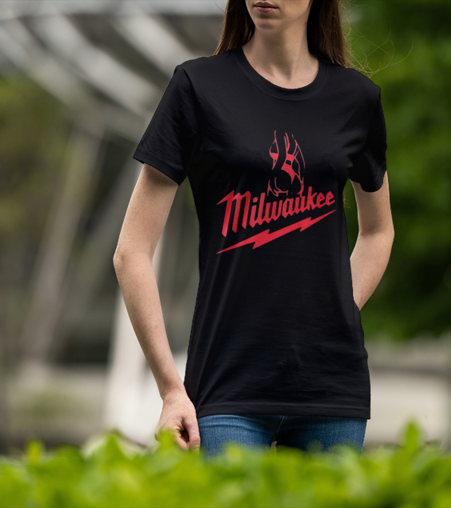 Milwaukee Sexy Girl Red T-Shirt