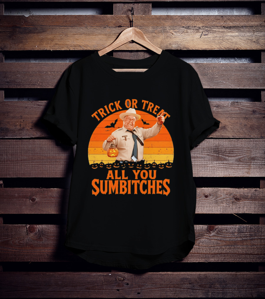 Trick Or Treat All You Sumbitches Halloween Officer Pumpkin Lantern T-Shirt