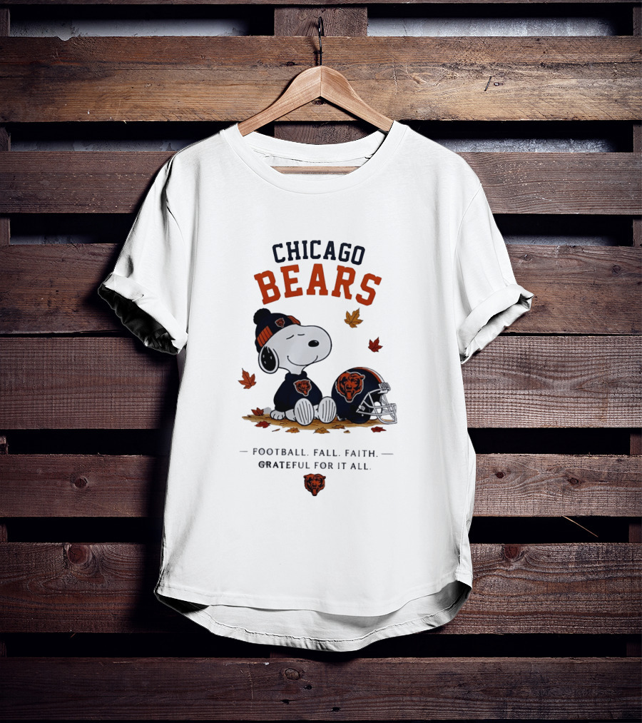 Chicago Bears Snoopy Grateful Football Fall Faith T-Shirt