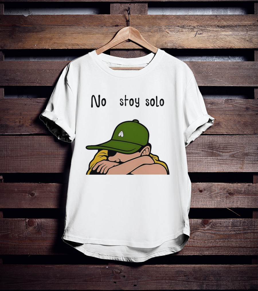 No Estoy Solo Anime Boy In Green Hat And Yellow T-Shirt