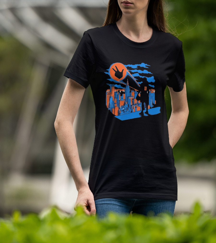 New York Knicks Jalen Brunson NYC Skyline Hero Hand T-Shirt