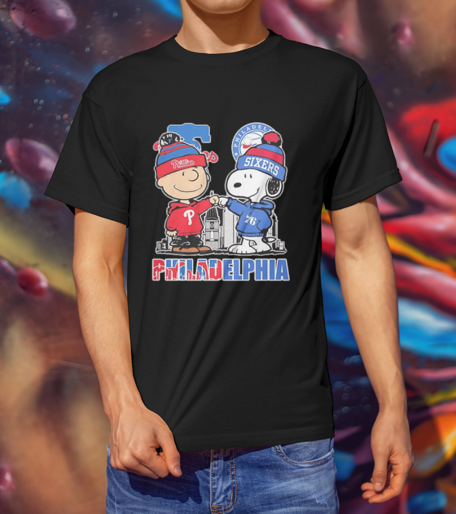 Charlie Brown And Snoopy Fist Bump Phillies Sixers Philadelphia T-Shirt