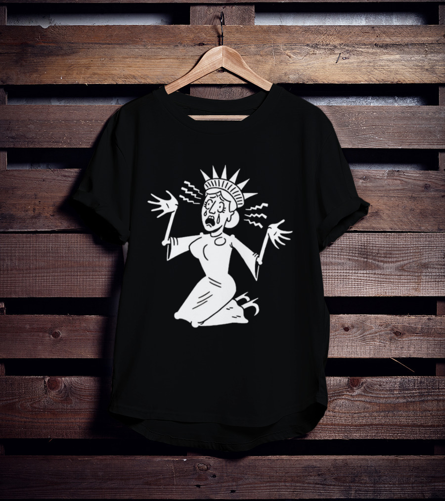 Lady Liberty Patriotic Panic Cartoon Sketch Yankee Doodle Distress T-Shirt