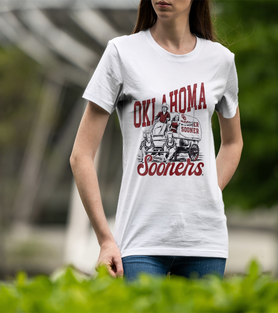 Oklahoma Sooners Boomer Sooner Horse Drawn Wagon T-Shirt
