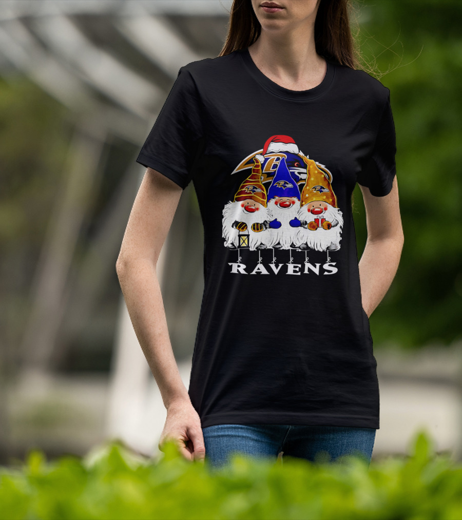 Gnomes Baltimore Ravens Christmas T-Shirt
