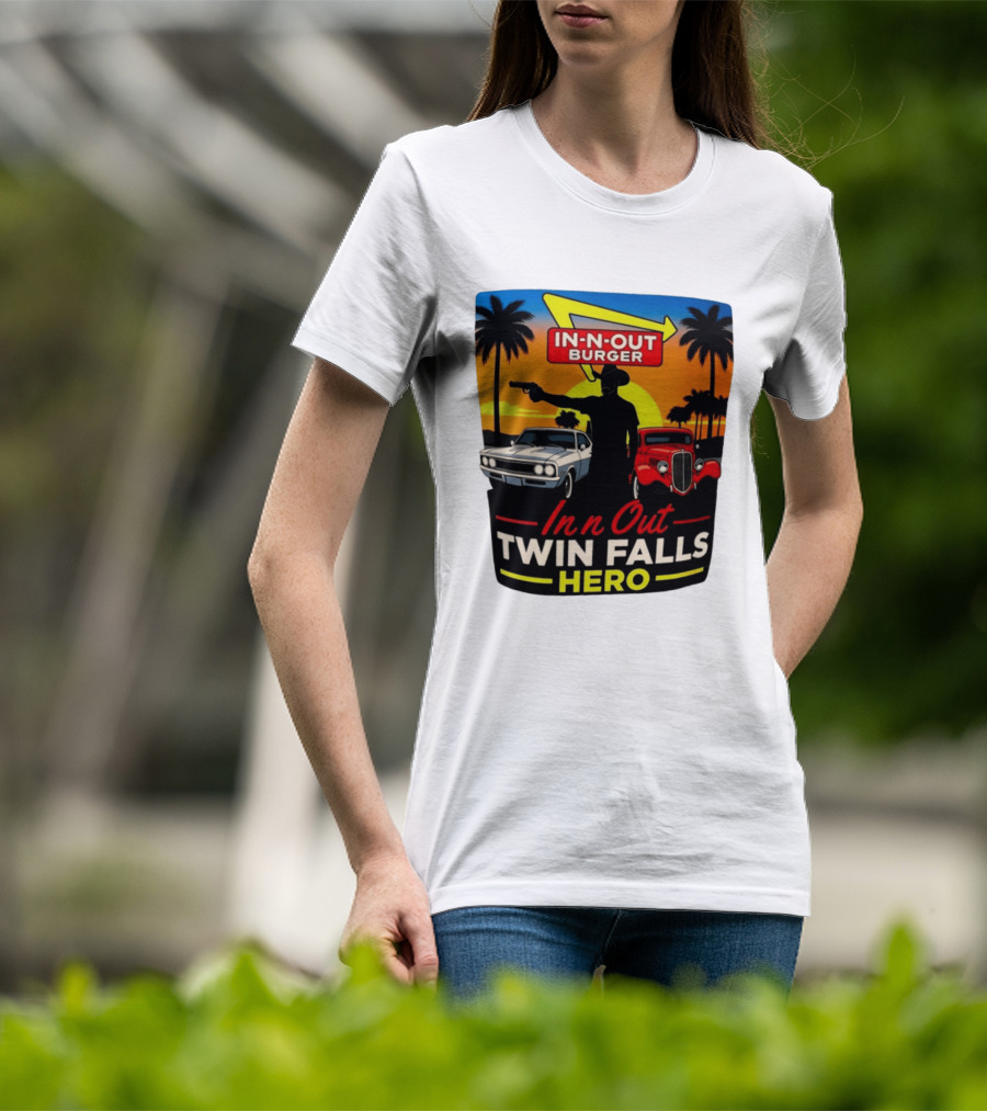 In N Out Burger Twin Falls Hero Sunset Cars Palms 2026 T-Shirt