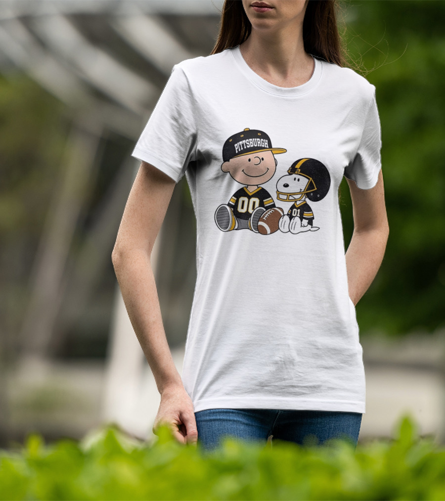Pittsburgh Football Charlie Brown Snoopy Pigskin Player T-Shirt