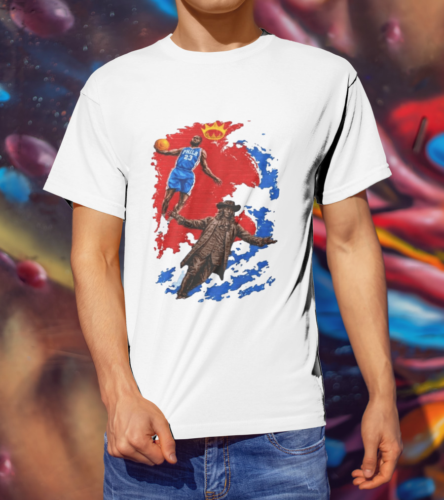 LeBron James Philadelphia Crown Mural Art In Chinatown T-Shirt