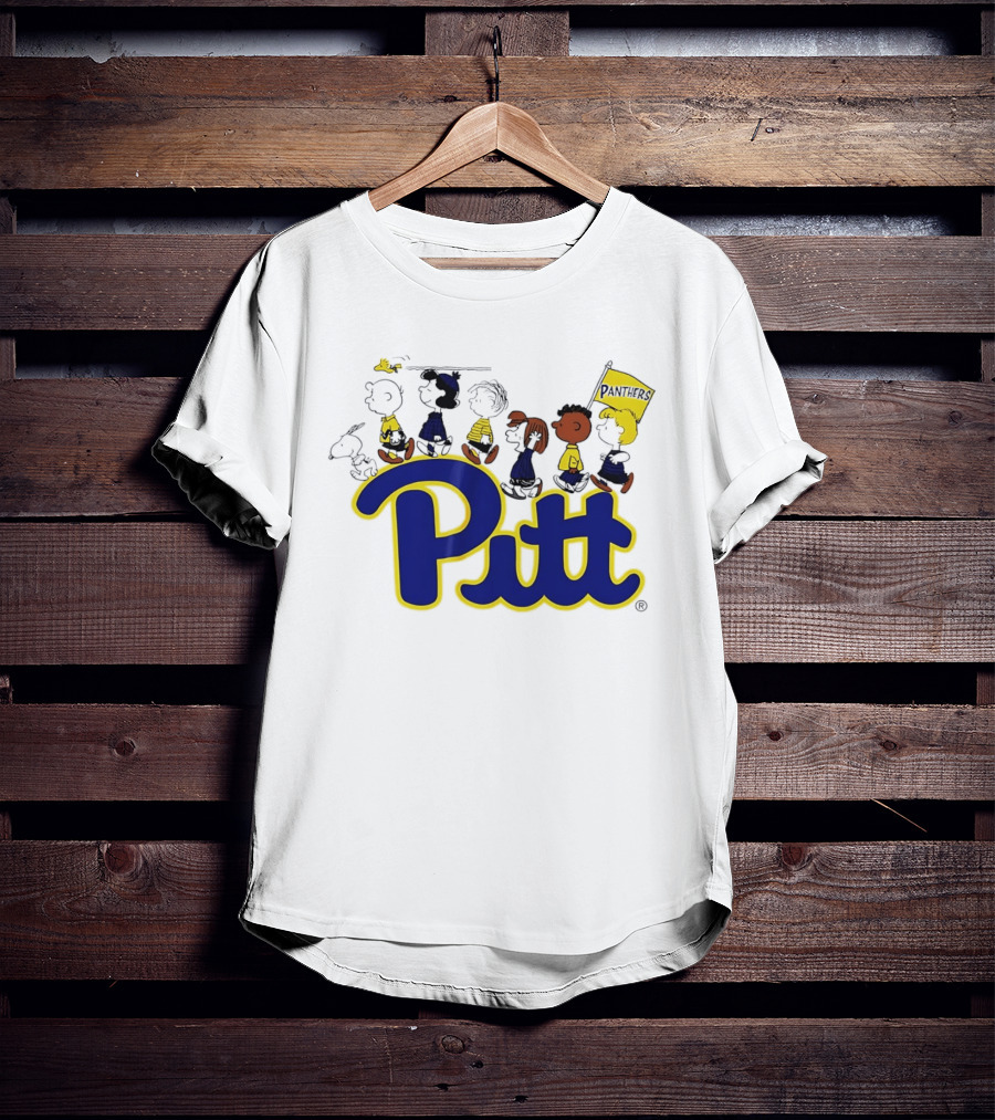 Pittsburgh Panthers Peanuts Characters With Pitt Flag T-Shirt
