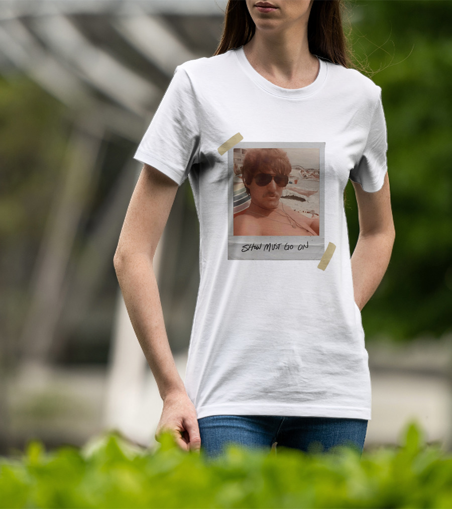Show Must Go On Man At Beach Retro Style Polaroid T-Shirt