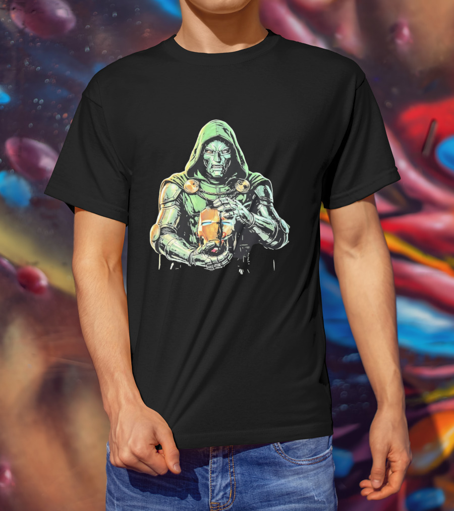Doctor Doom Marvel Holding Broken Iron Man Mask Iconic Showdown T-Shirt