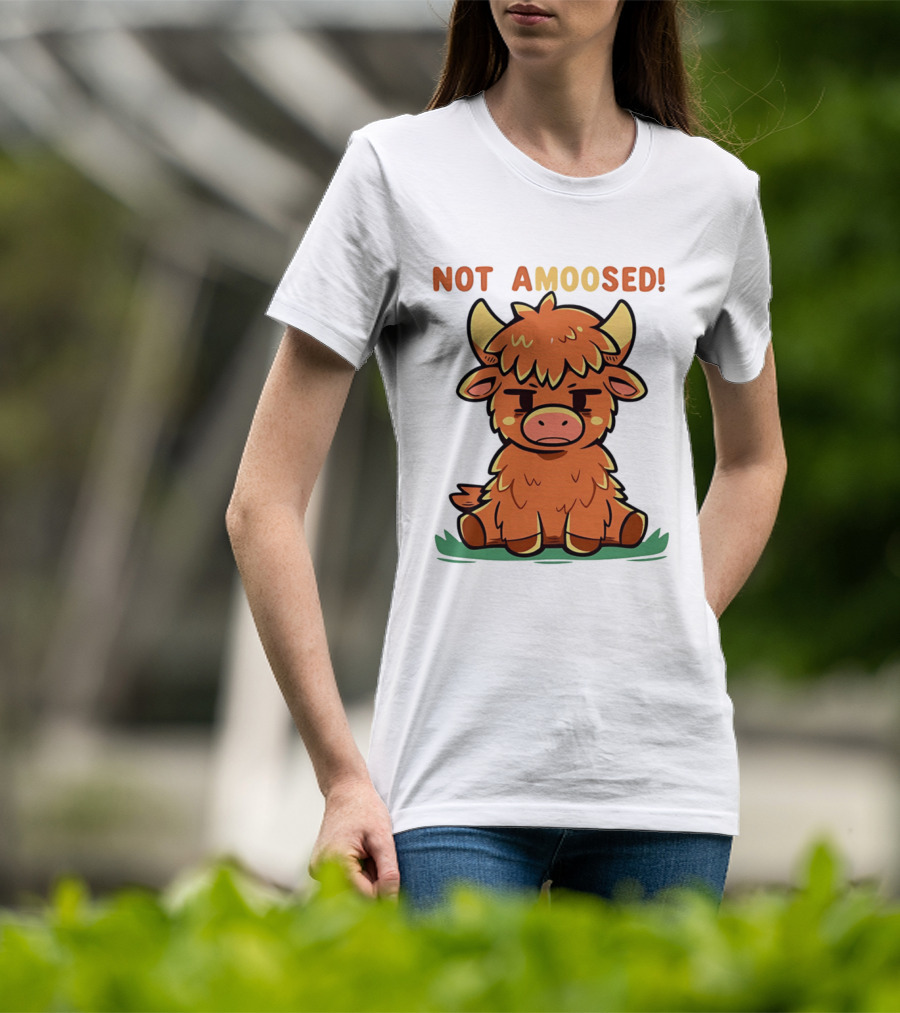 Not Amoosed Cute Grumpy Highland Cow Pun T-Shirt