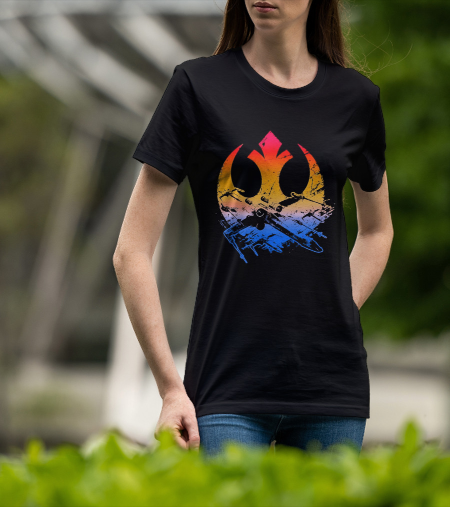 Star Wars Rebel Alliance Distressed Insignia X Wing Starfighters Gradient T-Shirt
