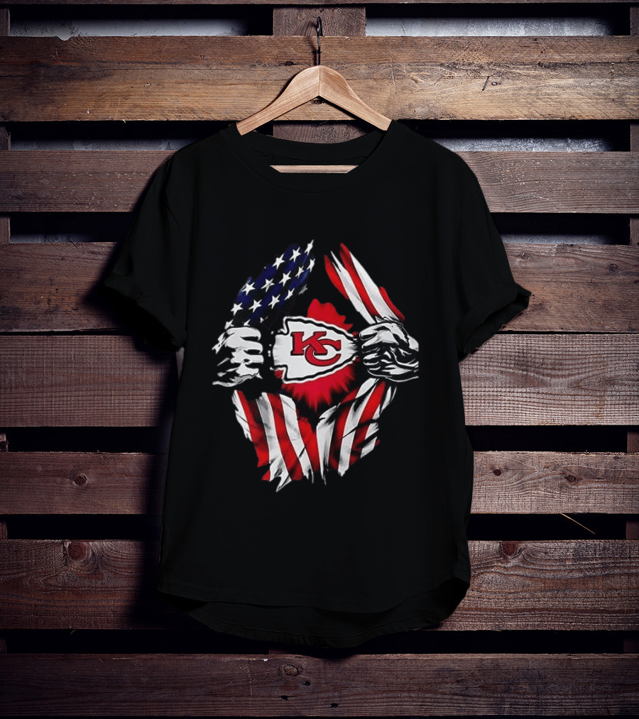 Kansas City Chiefs Superman American Flag Ripped T-Shirt