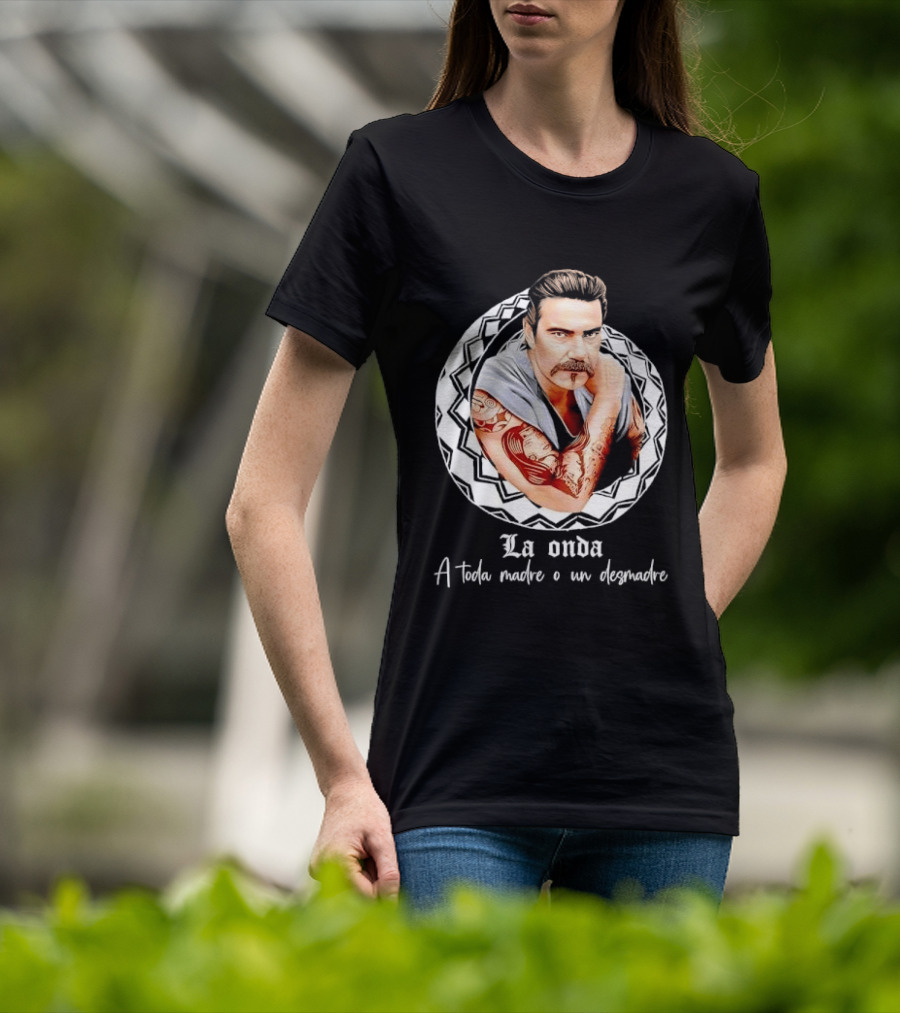 La Onda A Toda Madre O Un Desmadre Tattooed Man Mustache Geometric T-Shirt