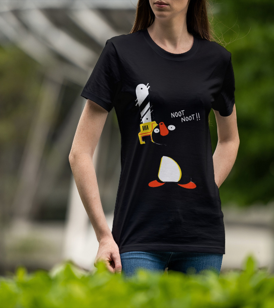 Pingu Chainsaw Noot Noot!! T-Shirt