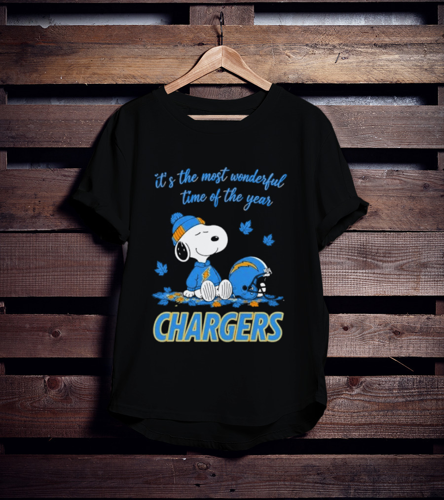 It's The Most Wonderful Time Of The Year Los Angeles Chargers Snoopy Sitting Helmet Falling Leaves T-Shirt