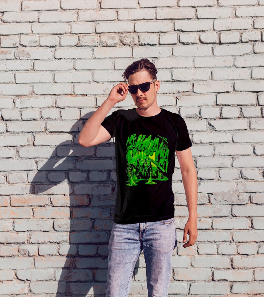 Mr Iguana Crouching Mexican Luchador Green Lizard Scale Graffiti T-Shirt