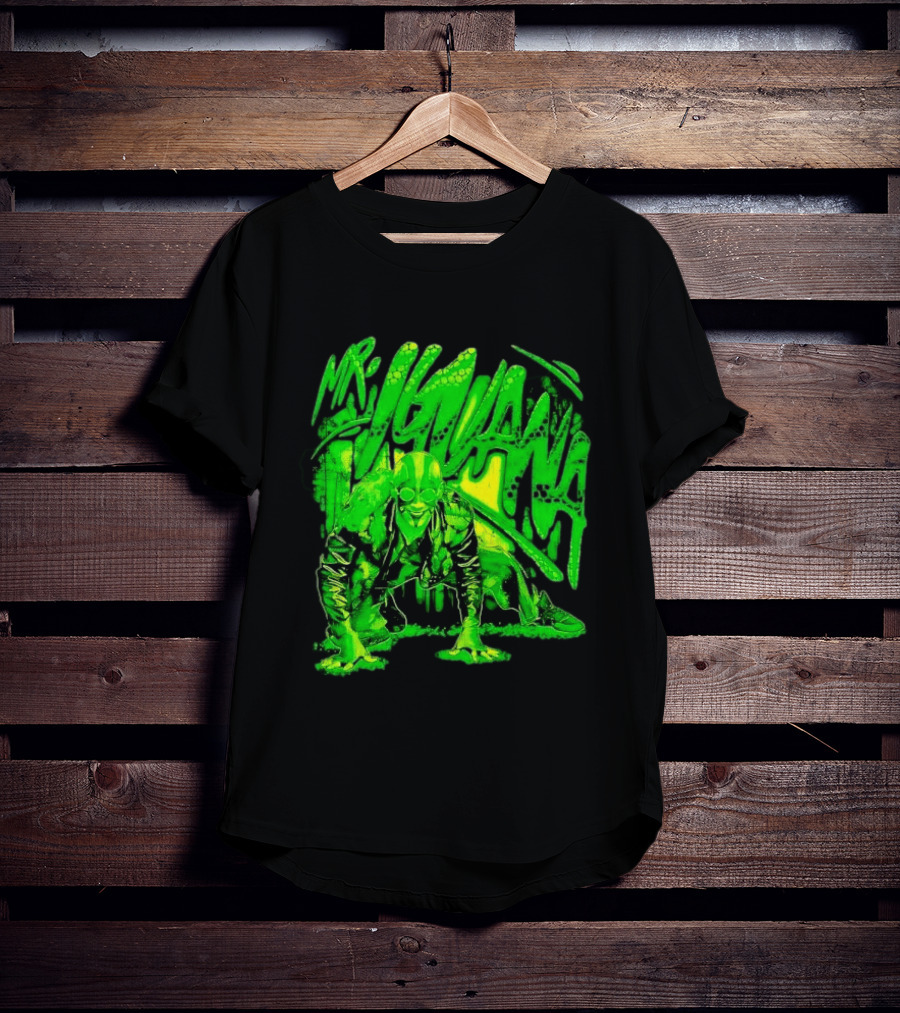 Mr Iguana Crouching Mexican Luchador Green Lizard Scale Graffiti T-Shirt